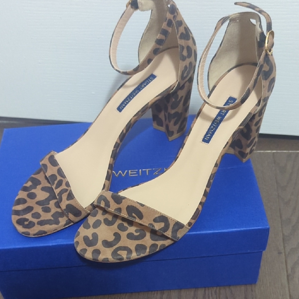 Stuart Weitzman Brown Suede Heels